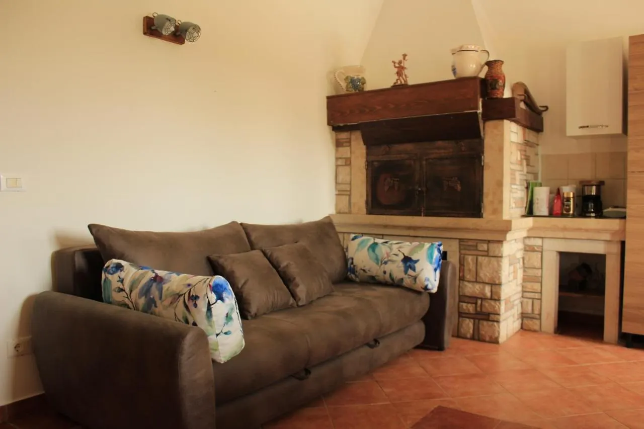 Apartment Apartman Robi